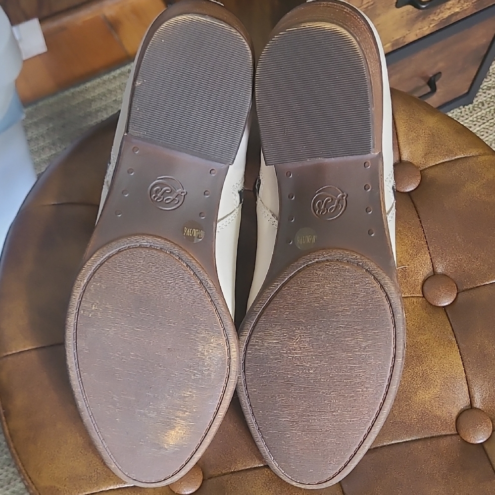 Lucky Brand Ankle Boots - Picture 4 of 5